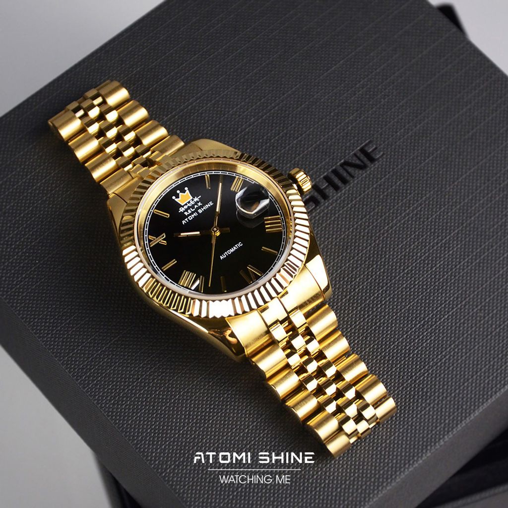 ATOMISHINE｜EONDATE MAXI CLASSIC 系列 Silver Crown｜簡約白色錶面 銀色不鏽鋼 自動機械腕錶 日期顯示 平攤展示
