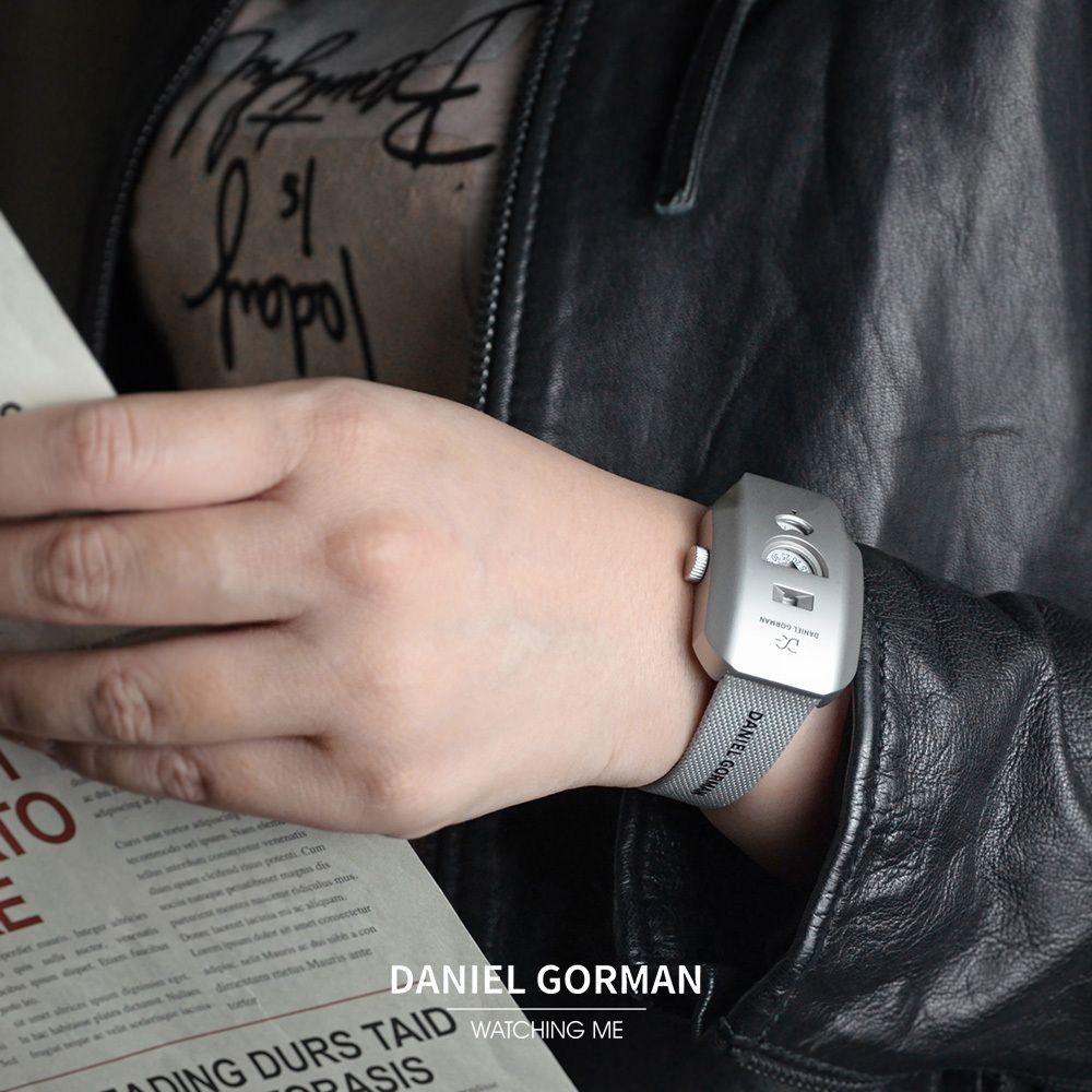 【雙十錶心之選】DANIEL GORMAN ｜奇點系列 WT.001｜2026年9月新款 對講機 銀色 簡約後現代 機械錶 腕錶 贈矽膠替換錶帶 實戴展示