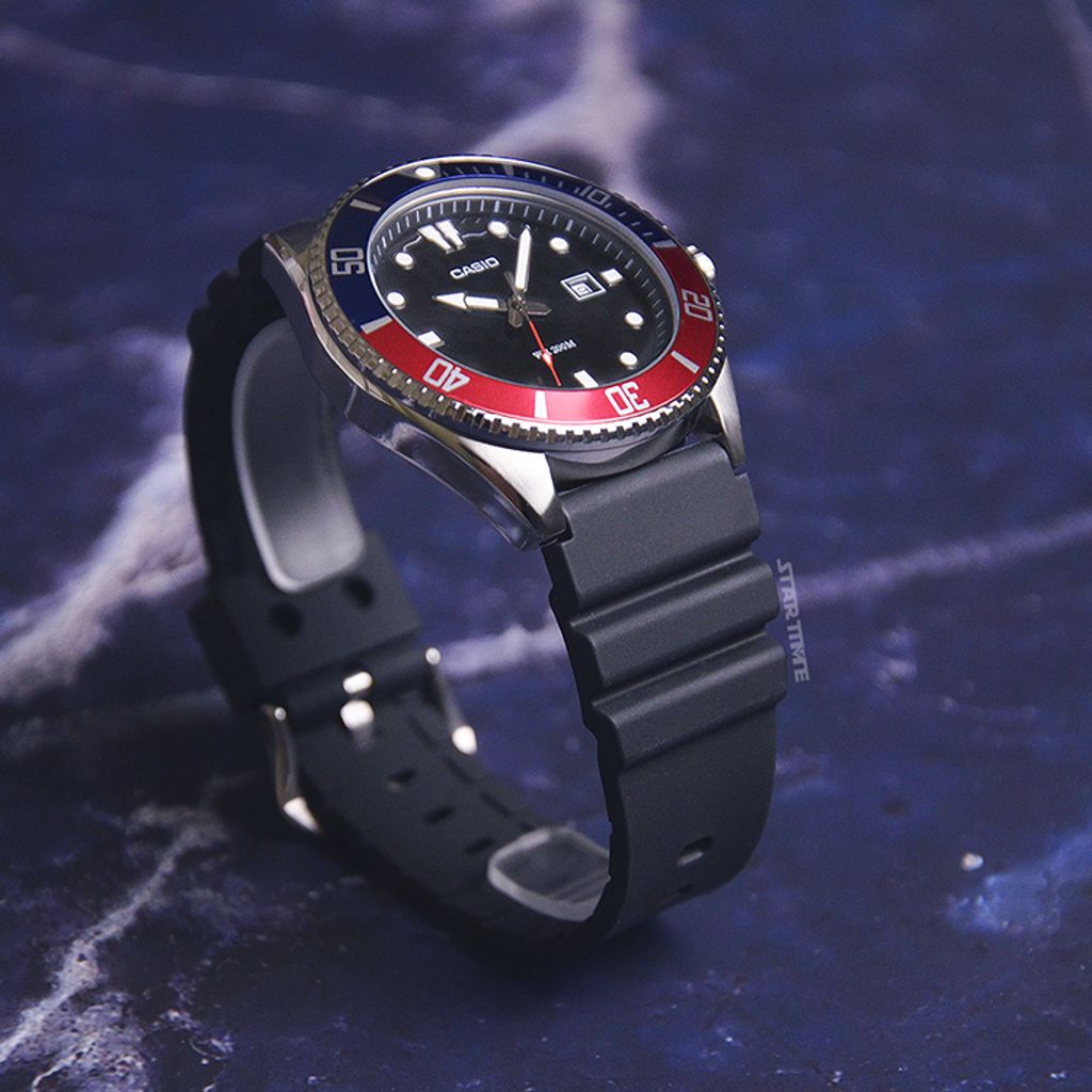 tw-11134207-7qukx-lfgma6zr3u96a5
