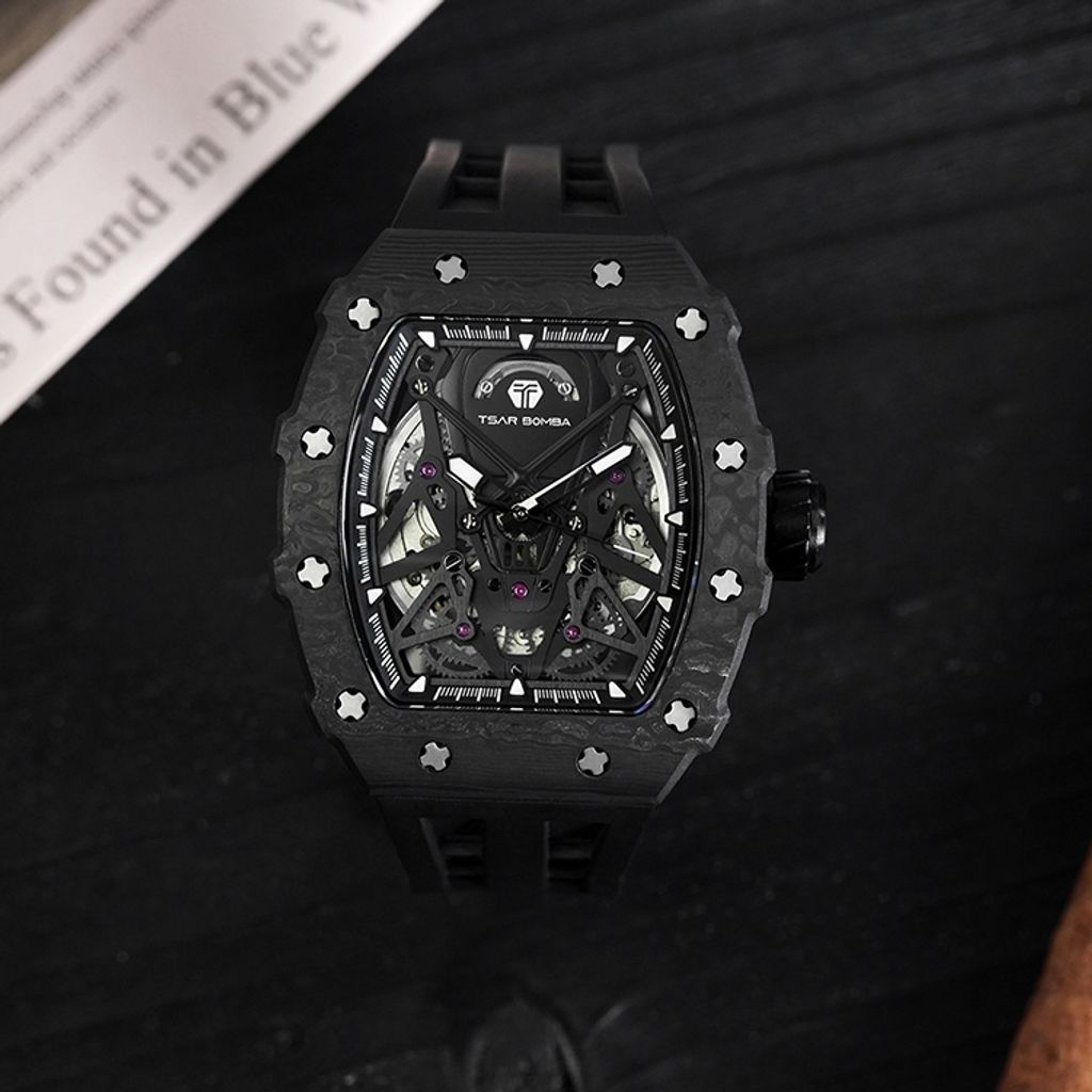 tw-11134207-7rash-m144fehl610n3a