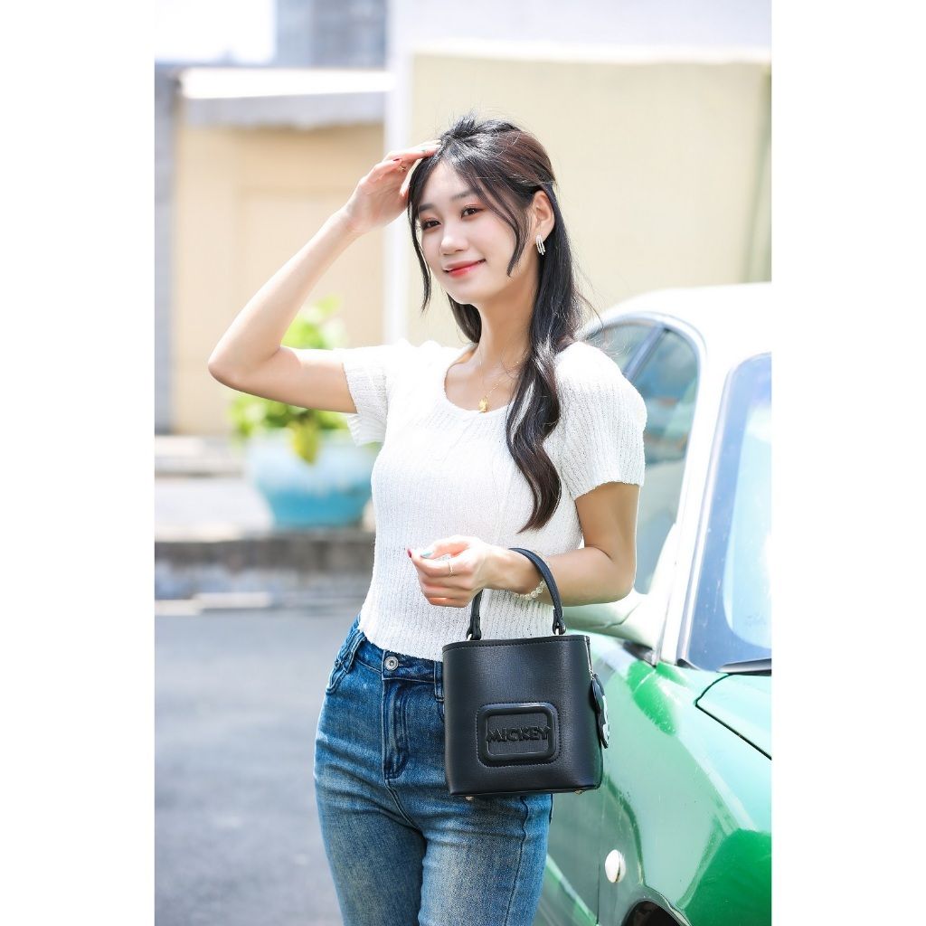 tw-11134207-7rbkd-m7kgea1tmhkhed