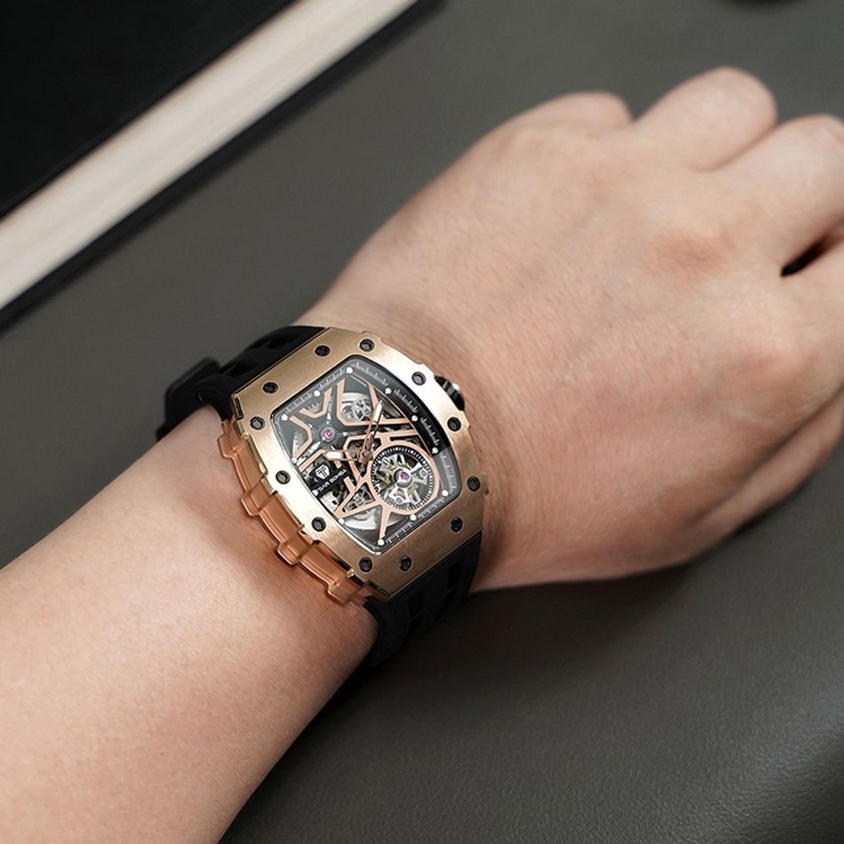 Tsar Bomba 機械公爵 | 元素系列 TB8209A-05 | 金色鋼錶框 黑色矽膠錶帶 鏤空錶盤 自動機械錶實戴細節