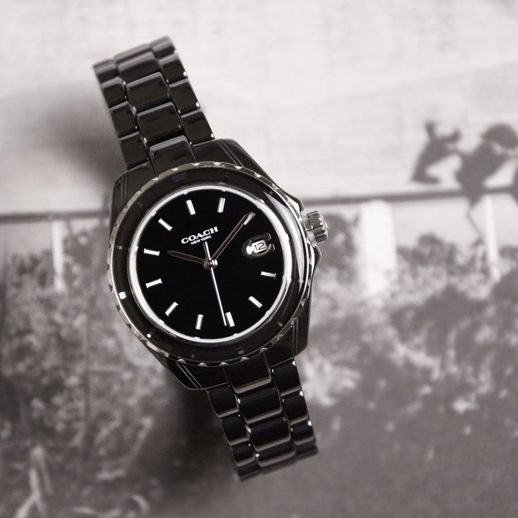 tw-11134207-7ras8-m229iyg1iz7oa2