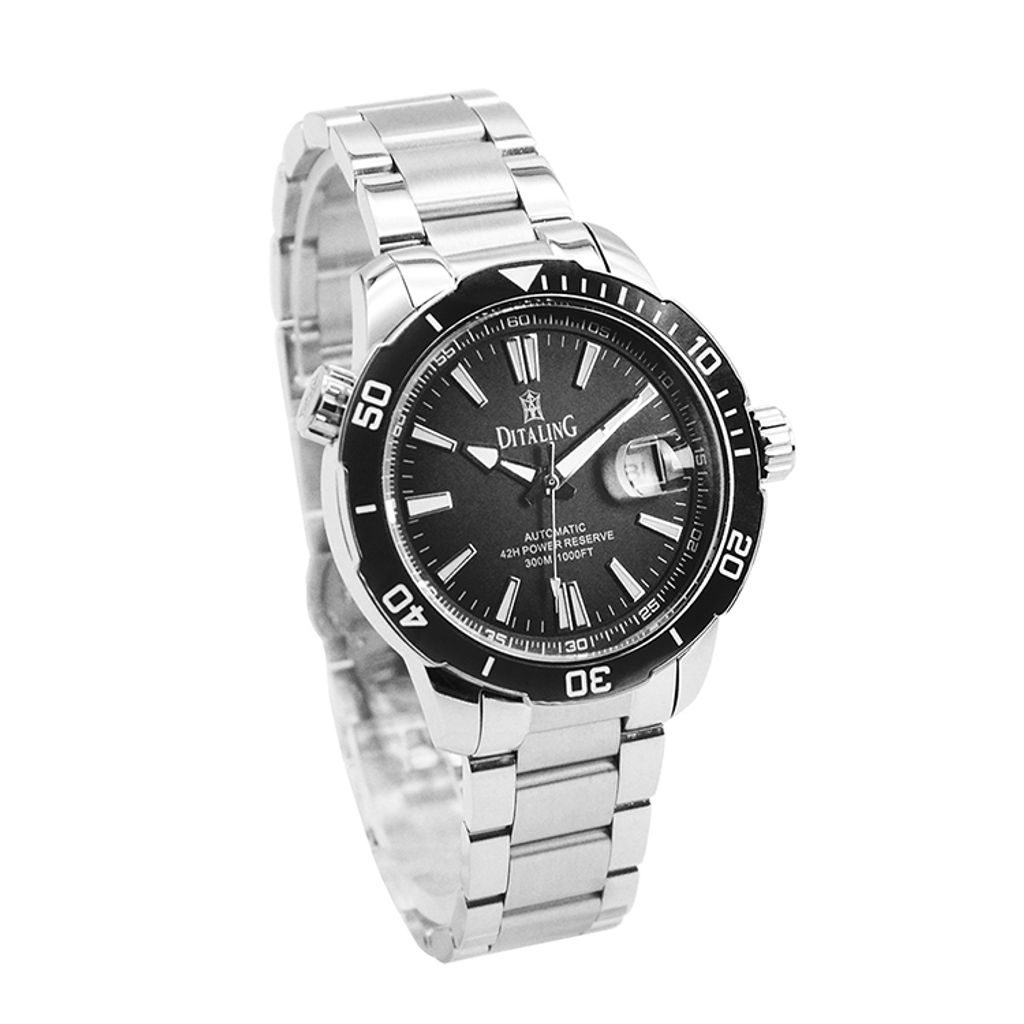 tw-11134207-7r992-lq1l7mx2kcew56