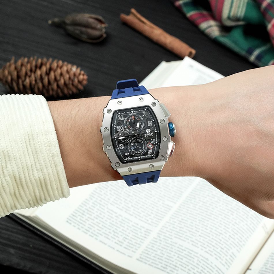 Tsar Bomba 機械公爵 | 元素系列 TB8204Q-14/34 | 日曆版 銀框 藍色矽膠錶帶 石英錶實戴細節