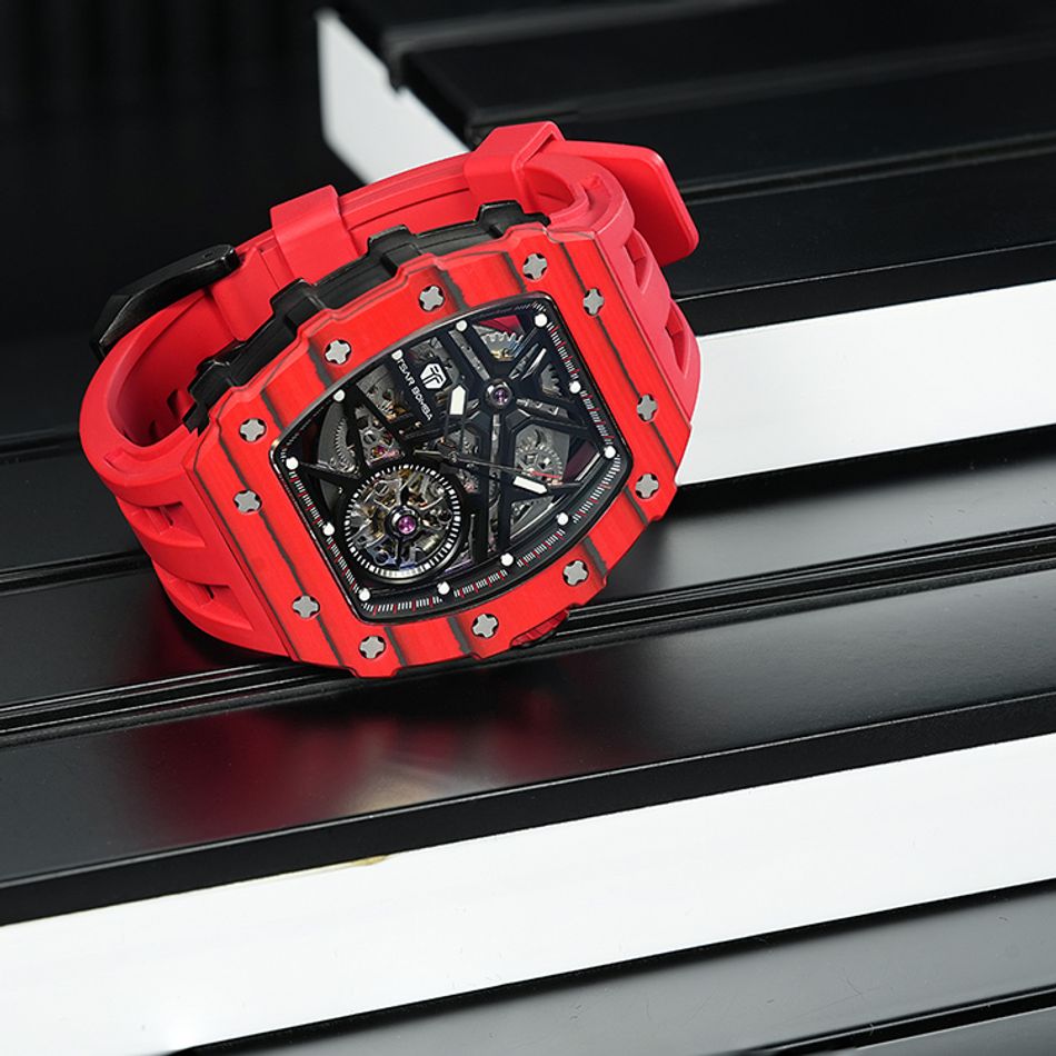 Tsar Bomba 機械公爵 | 元素系列 TB8209CF-07 | 自動上鍊 紅色碳纖維框 紅色氟橡膠錶帶 機械錶展示