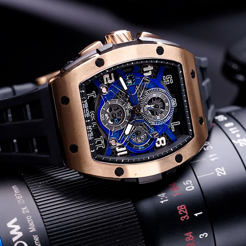 Tsar Bomba 機械公爵 | 元素系列 TB8211Q-05 | 玫金框 黑色矽膠錶帶 石英錶橫躺錶面細節