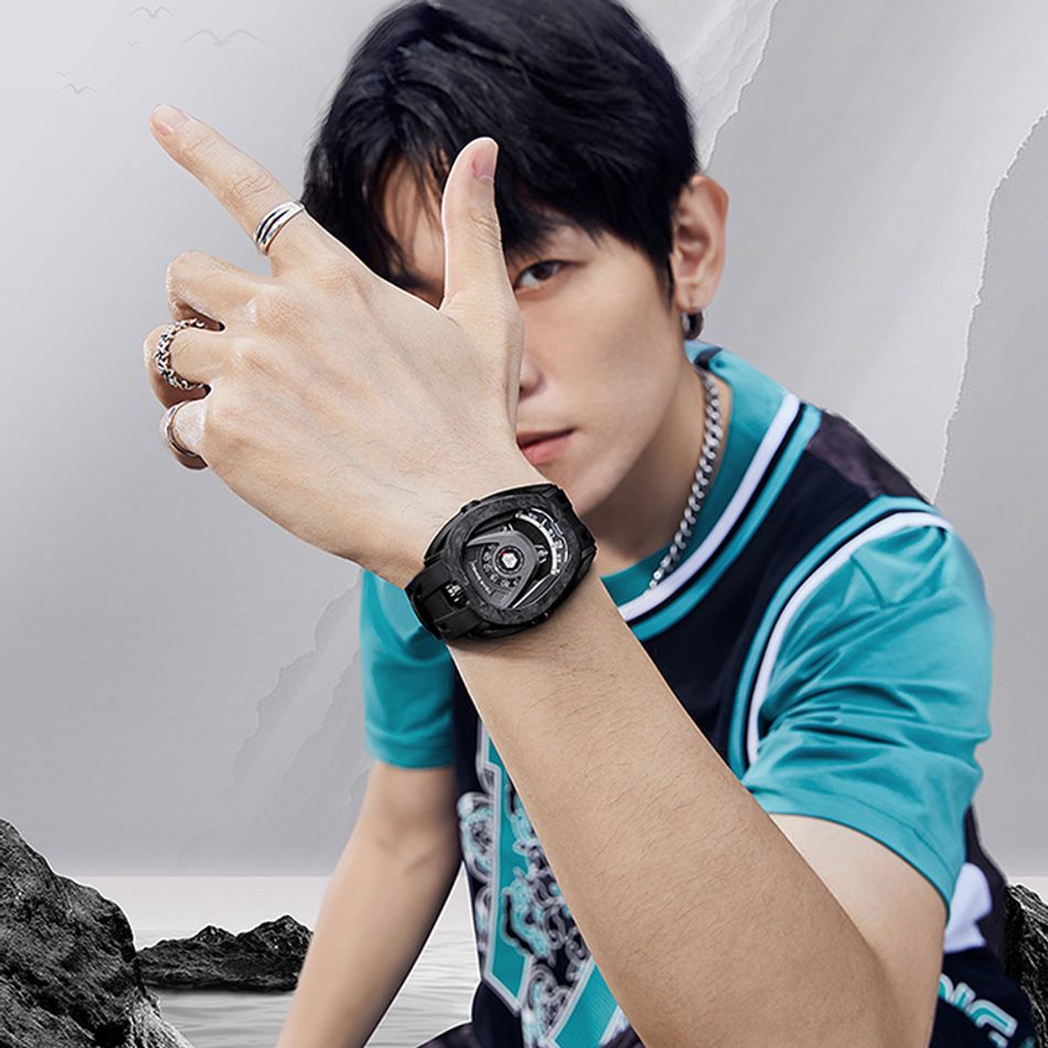 Tsar Bomba 機械公爵 | Reactor系列 TB8213A-06 | 配件可自由拆換 自動上鍊 黑色炭纖維框 黑色氟橡膠錶帶 機械錶搭配細節