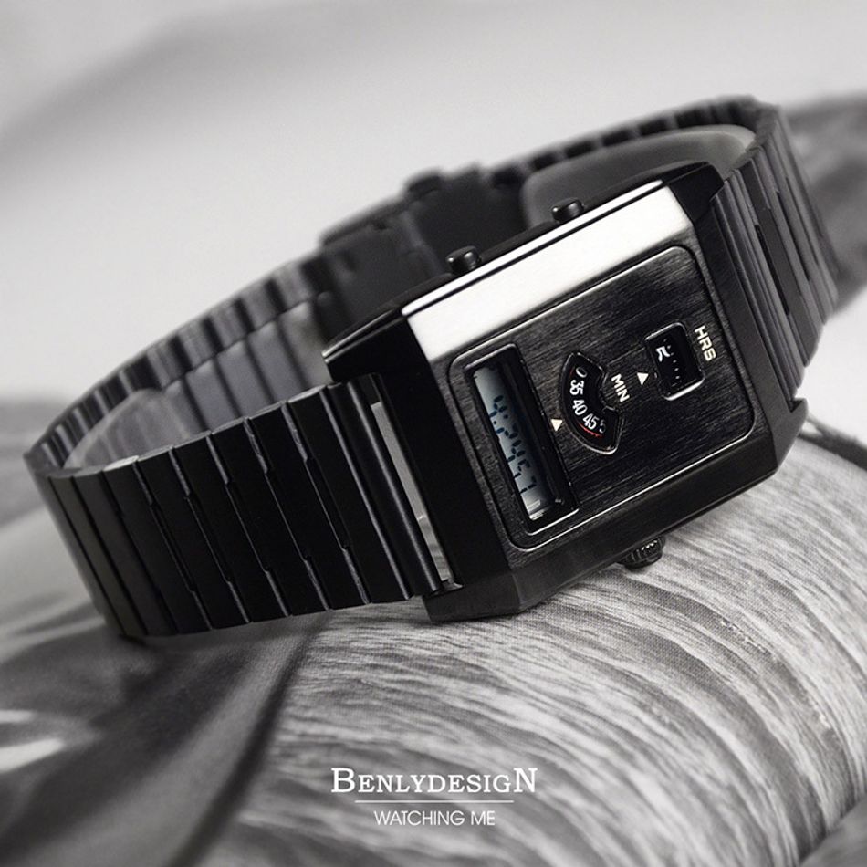 Benlydesign ｜C-0PO-B ｜ 黑色科技復古 LCD雙時區 不鏽鋼電子錶側面細節
