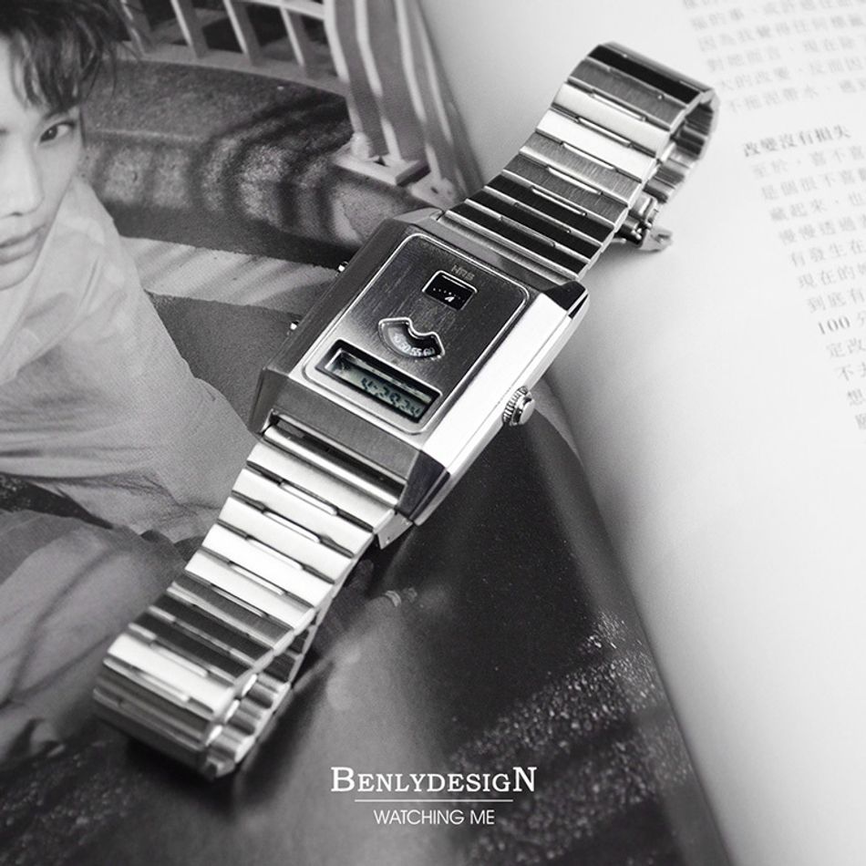 Benlydesign | C-0PO-S | 銀色科技復古款LCD多功能雙時區 不鏽鋼電子錶側面