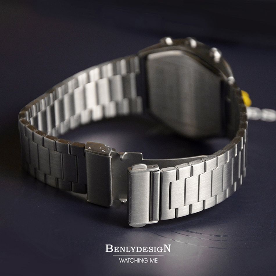 Benlydesign｜TV-S｜銀色綠面復古電視造型 LCD不鏽鋼電子錶背面