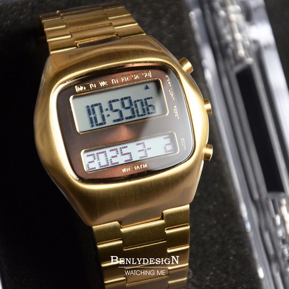 Benlydesign｜TV-G｜金色復古電視造型 LCD不鏽鋼電子錶正面細節