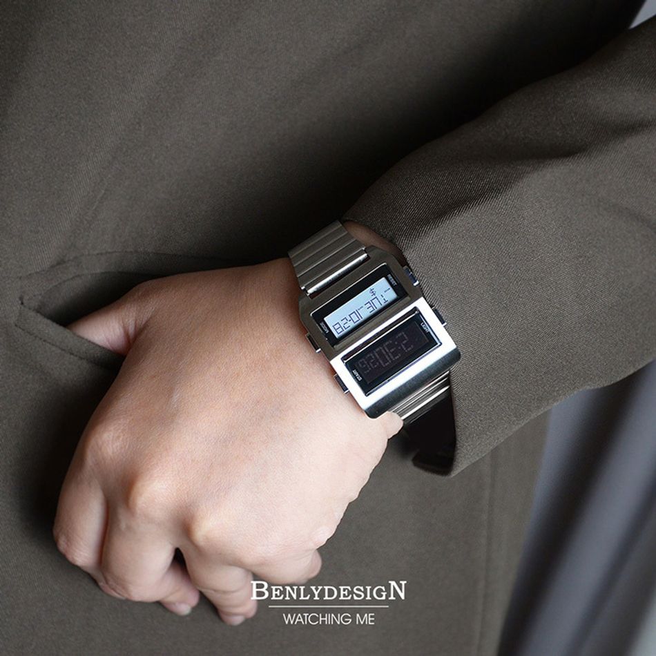 Benlydesign｜Matrix型｜銀色兩視窗 LCD不鏽鋼錶帶 電子錶配戴參考