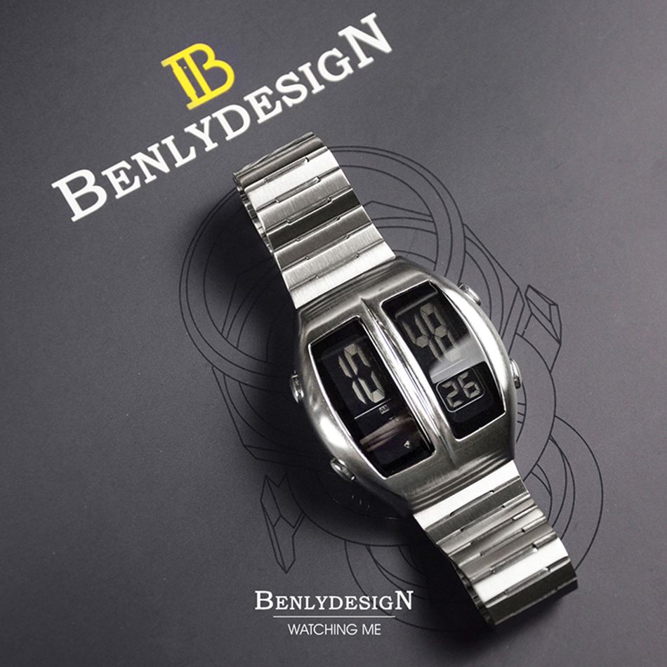 Benlydesign｜Flip型 KR-S｜銀色兩視窗翻轉 LCD不鏽鋼電子錶俯視