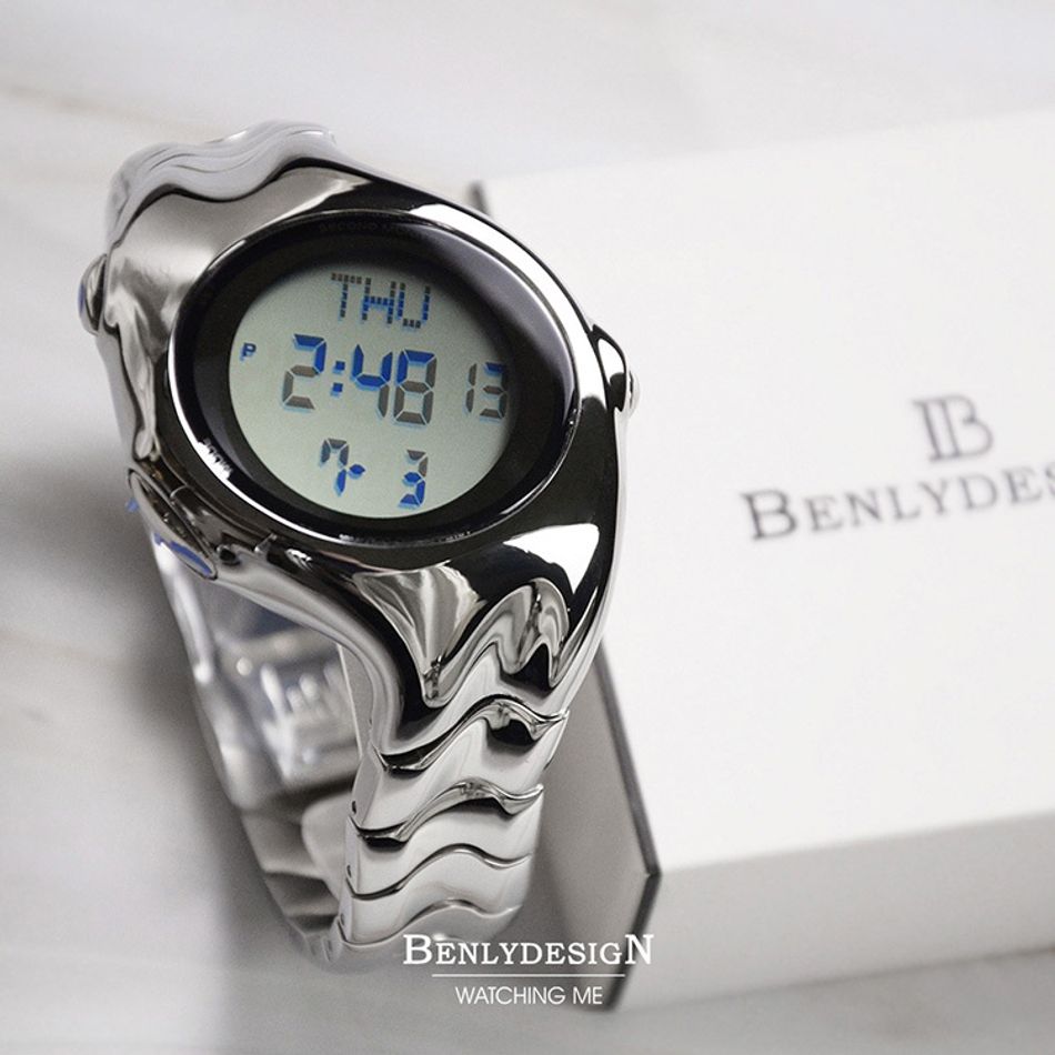 Benlydesign｜X5000型 X5000-D-S｜亮面銀色Y2k款 電子螢幕顯示 不鏽鋼電子錶正面細節