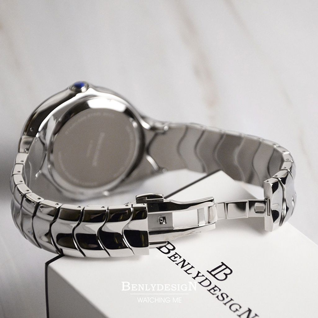 Benlydesign｜X5000型 X5000-D-S｜亮面銀色Y2k款 電子螢幕顯示 不鏽鋼電子錶背面