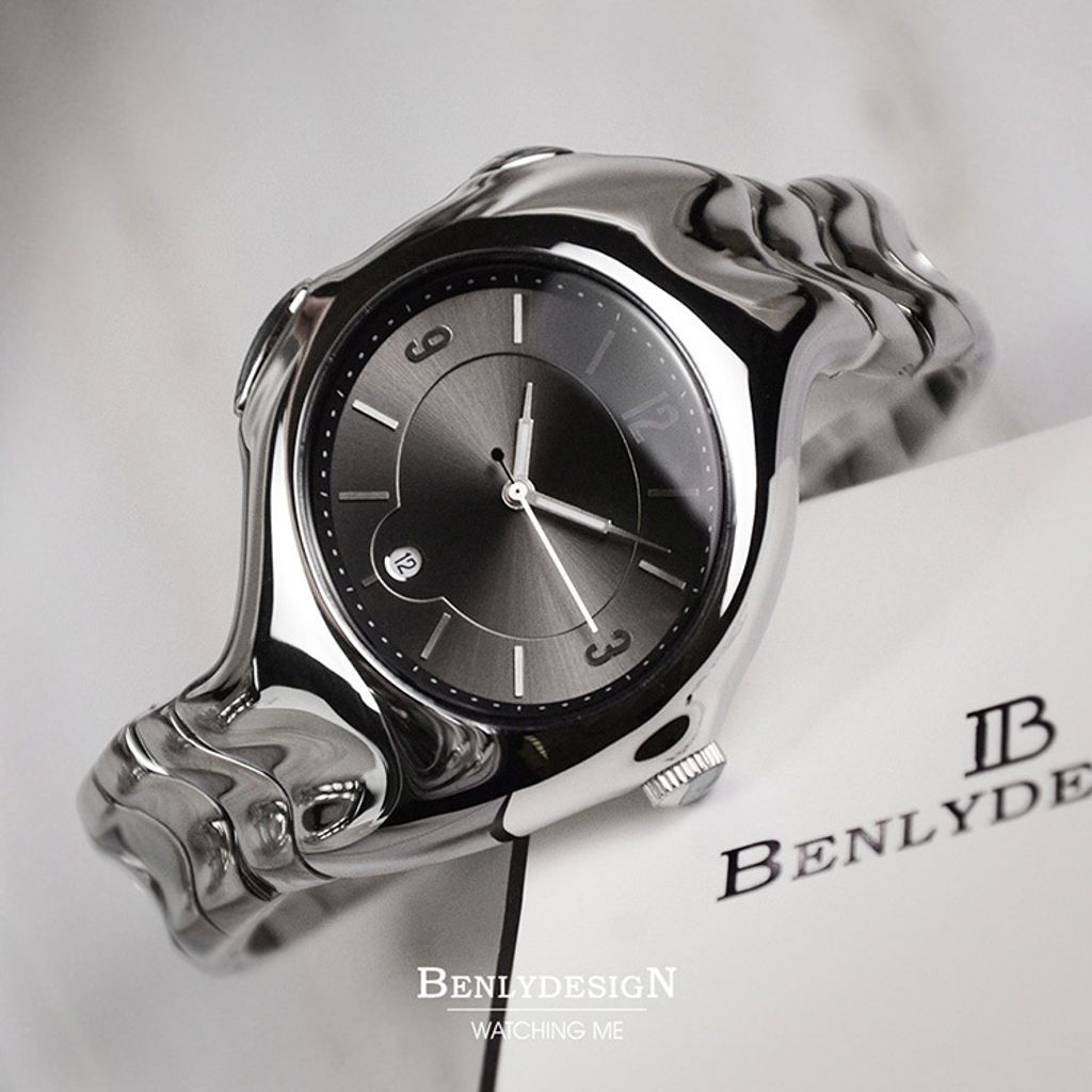 Benlydesign｜Mobius莫比烏斯 X5000-Q-S｜黑面銀框款 指針式數字 不鏽鋼錶帶石瑛錶正面細節