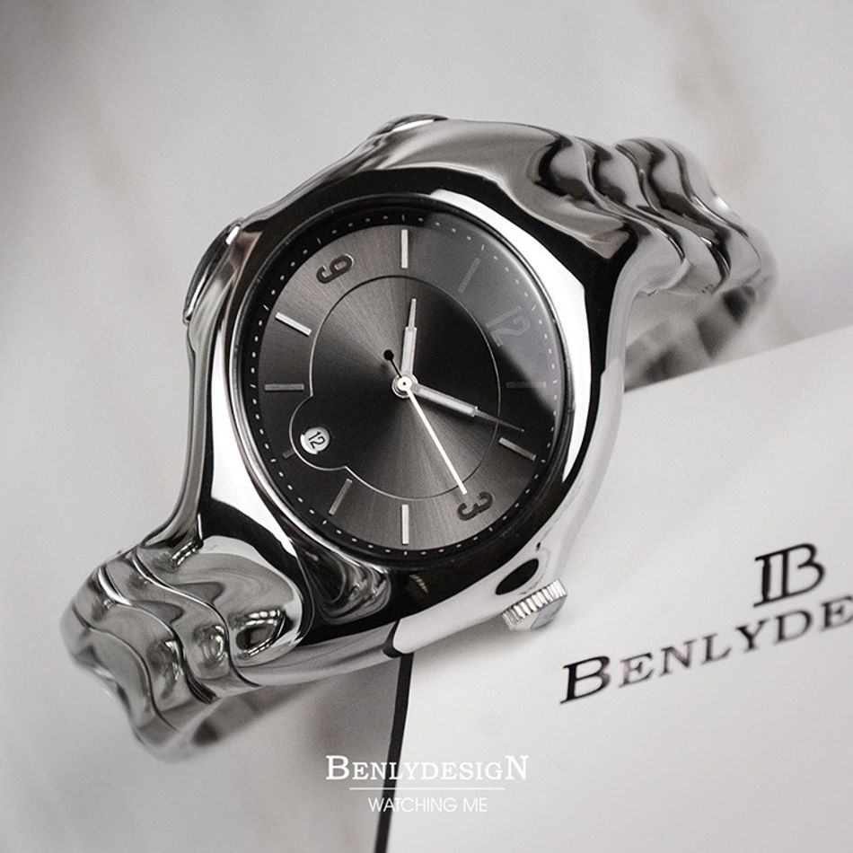 Benlydesign｜Mobius莫比烏斯 X5000-Q-S｜黑面銀框款 指針式數字 不鏽鋼錶帶石瑛錶正面細節