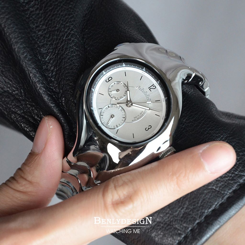 Benlydesign｜GL9000型 GL9000-W｜銀面銀框款 指針式數字 不鏽鋼錶帶石瑛錶穿戴細節
