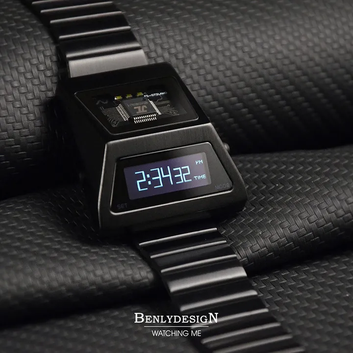 Benlydesign ｜CYBER WATCH S3000型 S3000B-C ｜黑色白字款  多功能OLED顯示器 不鏽鋼錶帶電子錶側面細節
