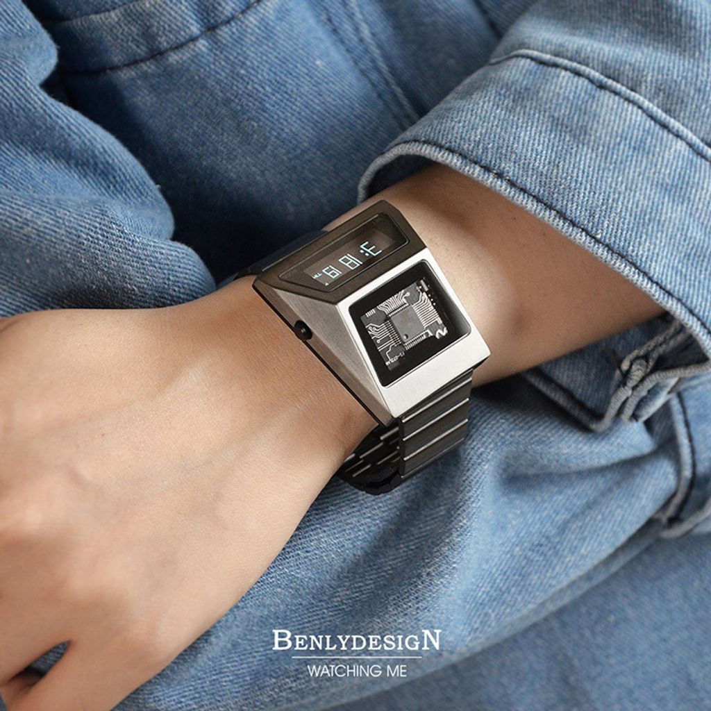 Benlydesign ｜CYBER WATCH S3000型 S3000GA-C｜鐵灰色白字款  多功能OLED顯示器 不鏽鋼錶帶電子錶配戴