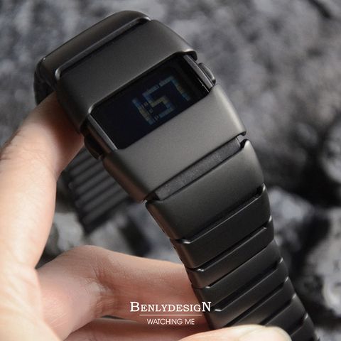 Benlydesign｜X6000型 X6000B｜黑色款 多功能不鏽鋼錶帶電子錶側面