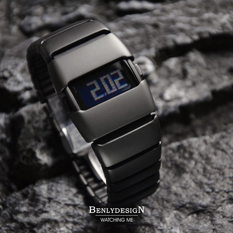 Benlydesign｜X6000型 X6000B｜黑色款 多功能不鏽鋼錶帶電子錶正面細節