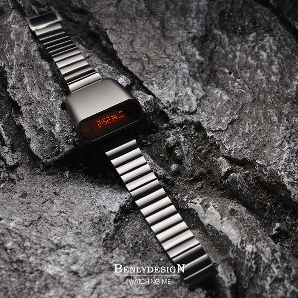 Benlydesign｜Stargazer觀星者系列 S1000B-R｜黑色紅字款 多功能電子錶側面