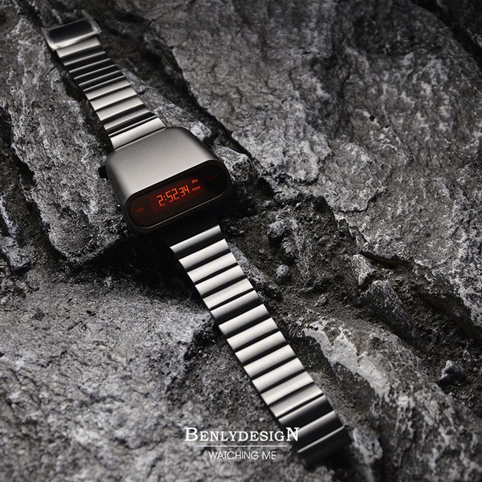 Benlydesign｜Stargazer觀星者系列 S1000B-R｜黑色紅字款 多功能電子錶側面