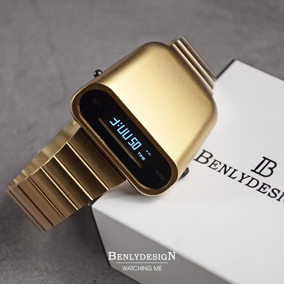 Benlydesign｜Stargazer觀星者系列 S1000G-D｜金色白字款 多功能電子錶側面細節