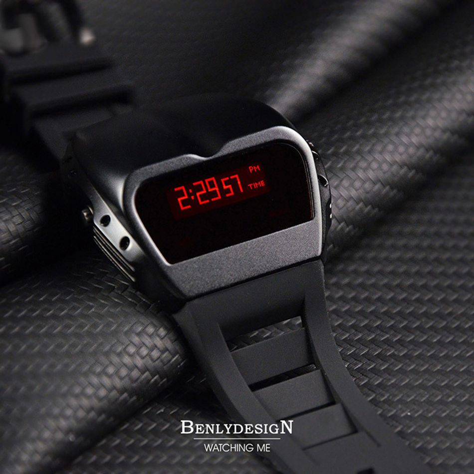 Benlydesign ｜ Gladiator角鬥士系列 X7000B-R ｜黑色紅字款 矽膠錶帶 多功能電子錶正面細節