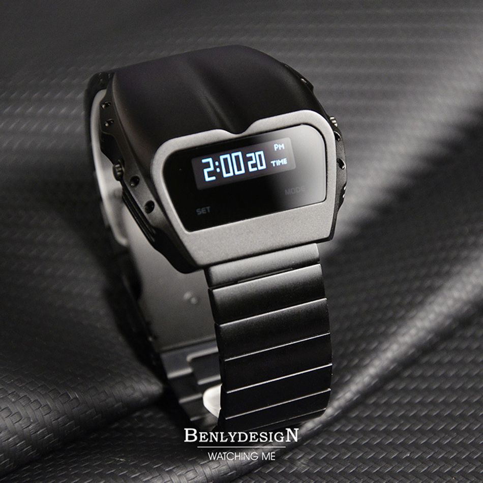 Benlydesign ｜ Gladiator角鬥士系列 X7000B-W｜黑色白字款 不鏽鋼錶帶 多功能電子錶錶面細節