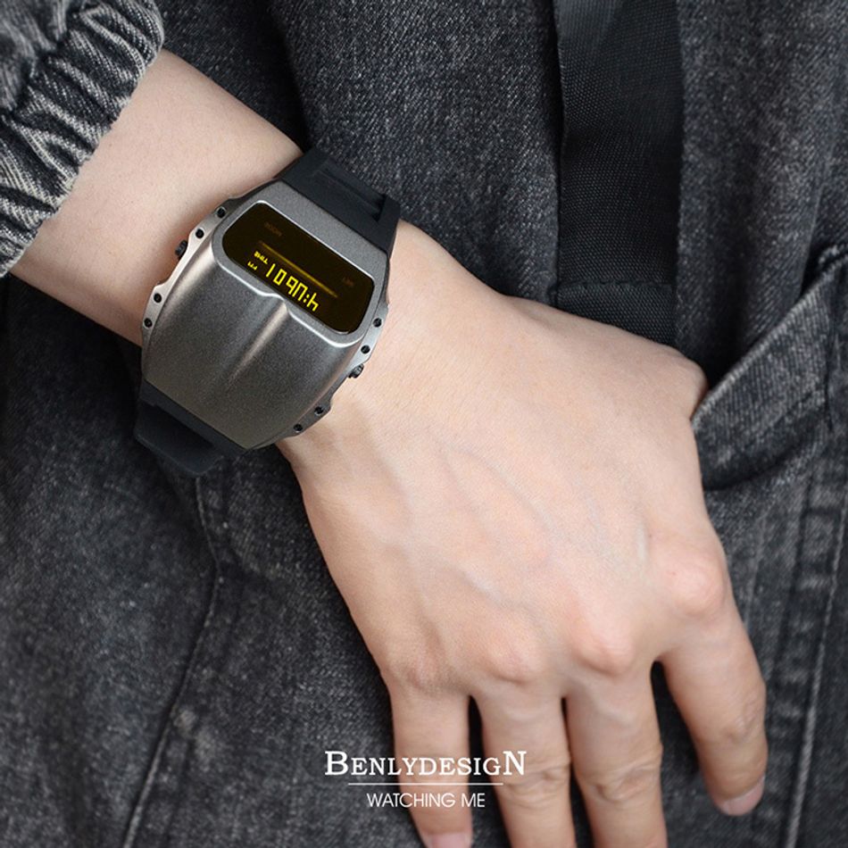 Benlydesign ｜ Gladiator角鬥士系列 X7000GA-Y ｜鐵灰色黃字款 矽膠錶帶 多功能電子錶配戴參考