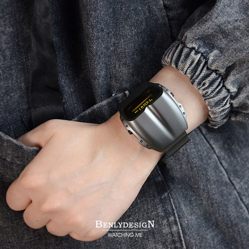 Benlydesign ｜ Gladiator角鬥士系列 X7000GREY-Y2 ｜鐵灰色黃字款 不鏽鋼錶帶 多功能電子錶實戴展示