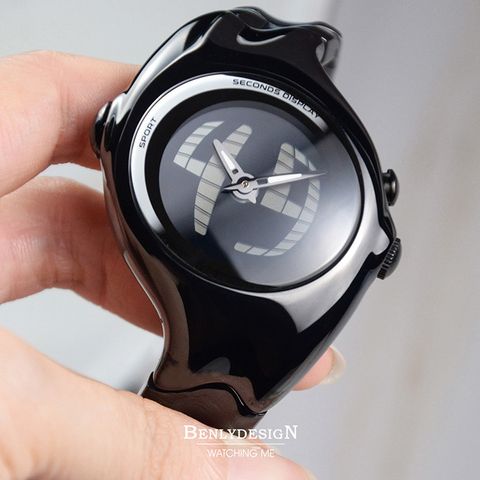 Benlydesign｜GL570型 GL570-Black｜黑色款 指針+電子螢幕顯示 多種跳動模式 不鏽鋼錶帶正面展示