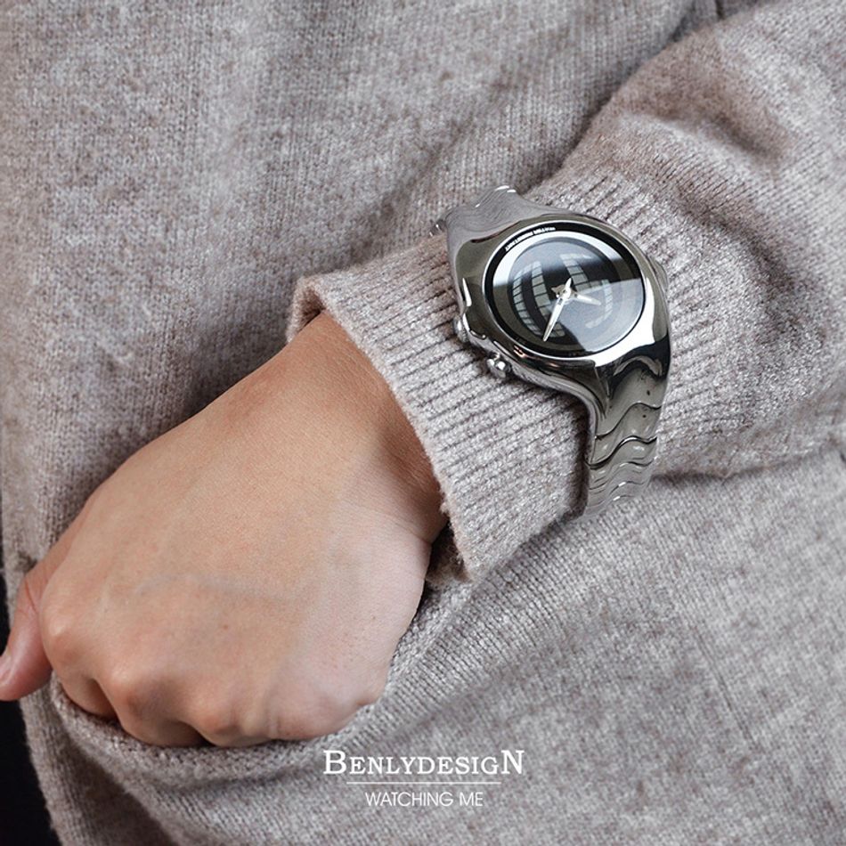 Benlydesign｜GL570型 GL570S-S｜銀色款 指針+電子螢幕顯示 多種跳動模式 不鏽鋼錶帶配戴展示