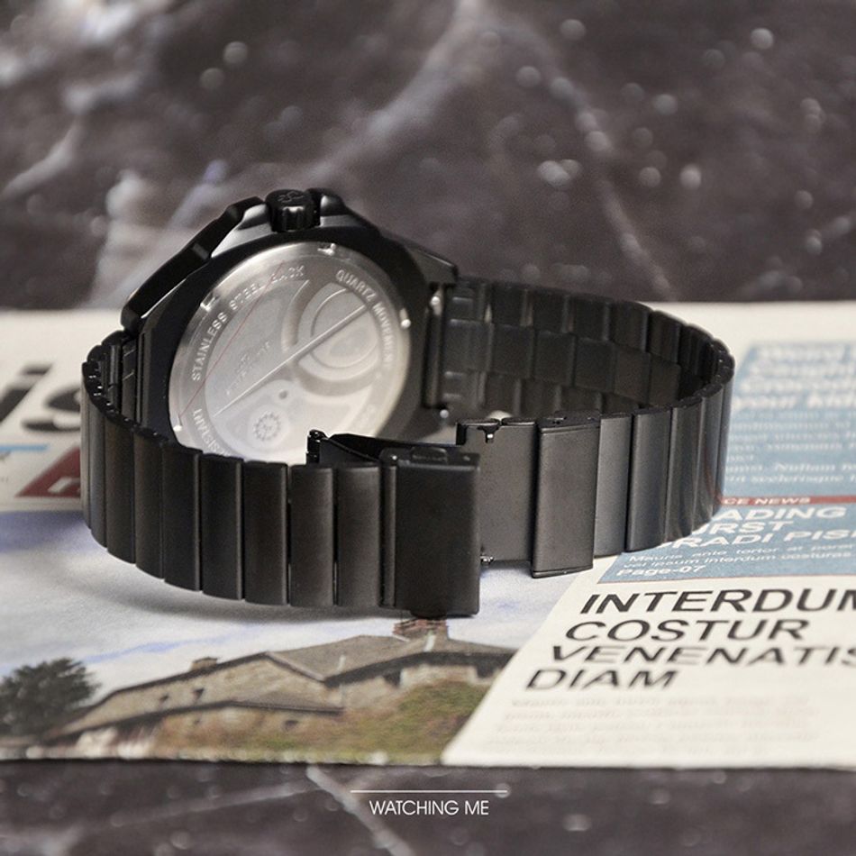 DANIEL GORMAN ｜萬有引力系列 DG0132KB ｜土星款 卡其色+黑框 卡其色矽膠錶帶背面