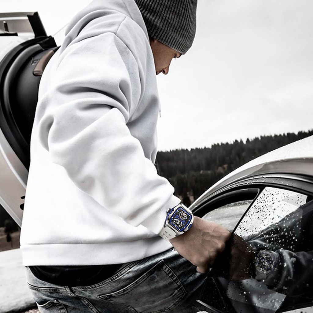 BONEST GATTI 布加迪 | 馳風競速系列 BG5501-A1 | 藍x銀框 鏤空酒桶造型 白色氟橡膠錶帶 機械腕錶 46mm實戴參考