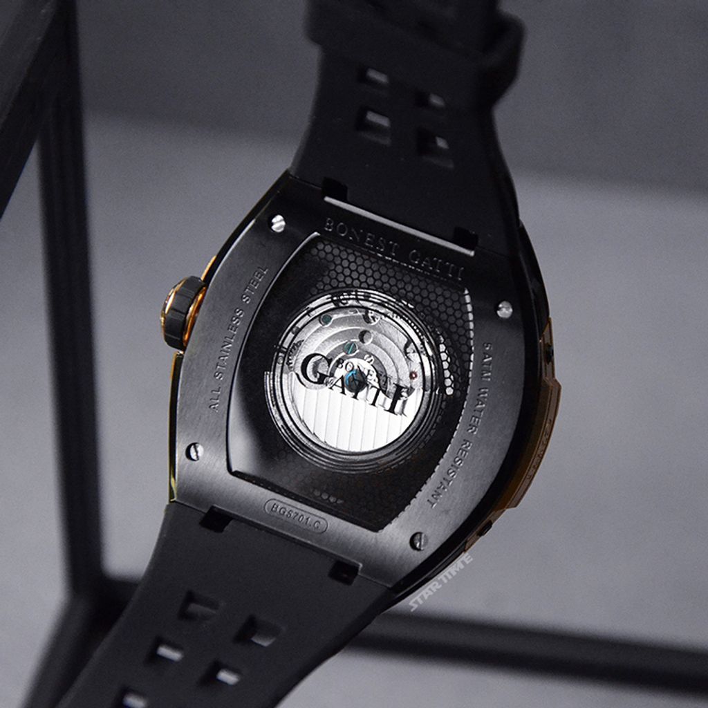BONEST GATTI 布加迪 | 無畏時速系列 BG5701-A2 | 黑色 銀框 鏤空酒桶造型 氟橡膠錶帶 自動上鍊機械腕錶 45mm背面細節