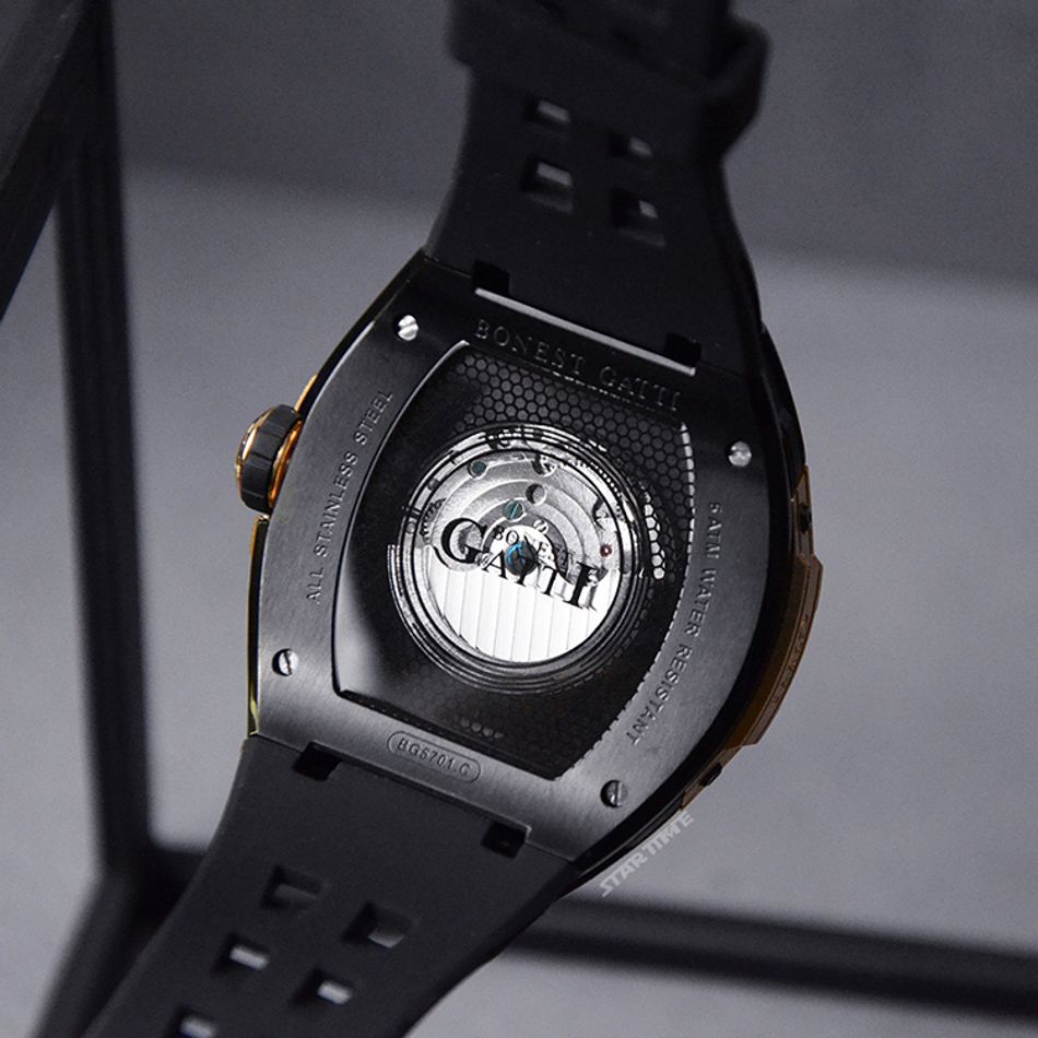 BONEST GATTI 布加迪 | 無畏時速系列 BG5701-A2 | 黑色 銀框 鏤空酒桶造型 氟橡膠錶帶 自動上鍊機械腕錶 45mm背面細節