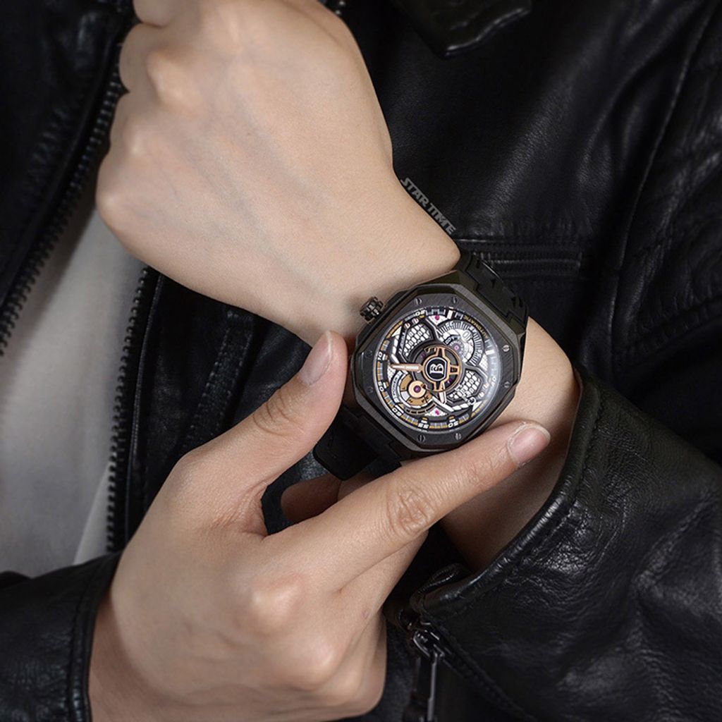 布加迪 | 宇宙系列 BG5801-A2 | 黑色黑框 皮革+橡膠錶帶 自動上鍊機械腕錶 42mm實戴展示