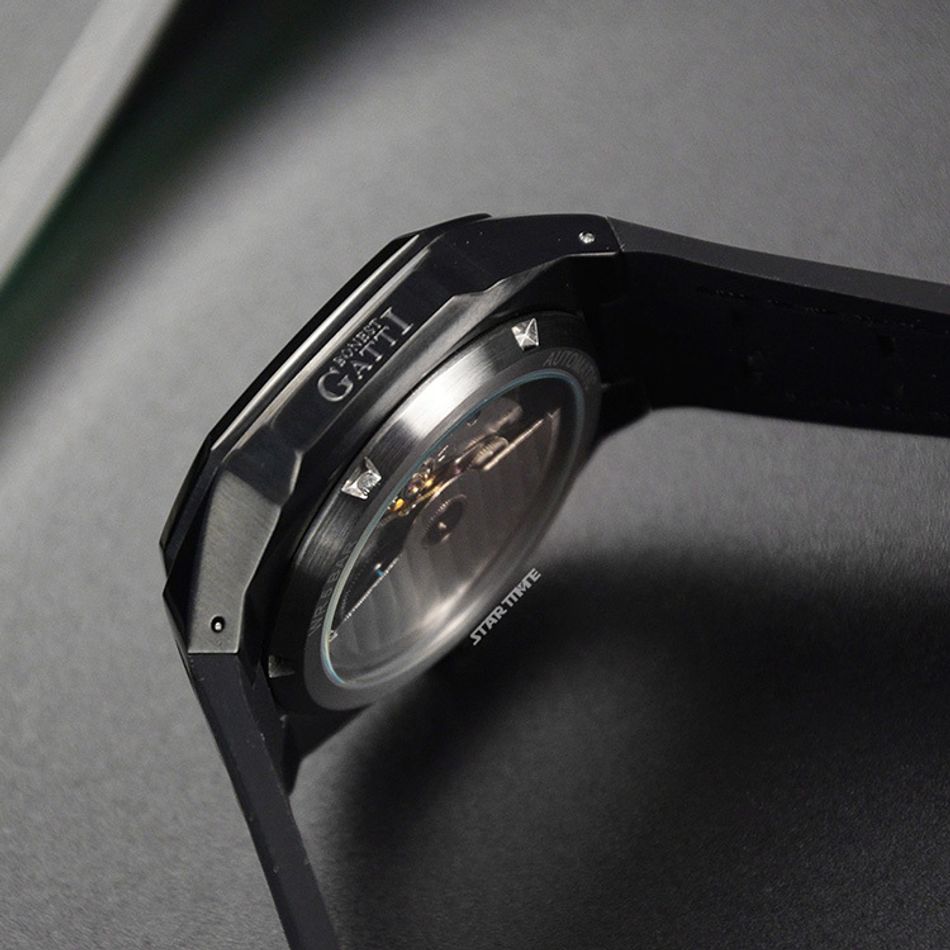 布加迪 | 宇宙系列 BG5801-A2 | 黑色黑框 皮革+橡膠錶帶 自動上鍊機械腕錶 42mm右側細節