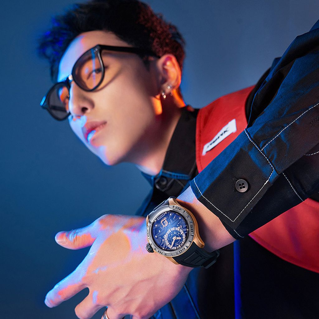 BONEST GATTI 布加迪 | 宇宙系列 BG5101-A2 | 玫瑰金 銀框 偏心顯示設計面盤 黑氟橡膠錶帶 機械腕錶 44mm實戴展示