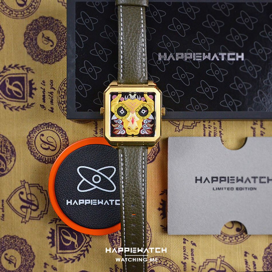 HappieWatch ｜設計師品牌 小怪獸腕錶 H104F3SNV03ZH｜立體金牛 方形金框 皮帶/矽膠手錶套組 42mm平攤展示