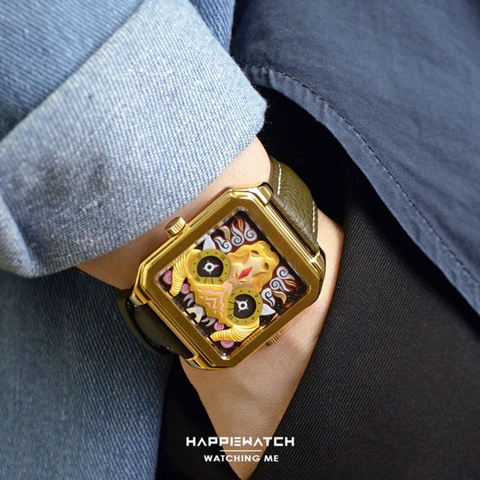 HappieWatch ｜設計師品牌 小怪獸腕錶 H104F3SNV03ZH｜立體金牛 方形金框 皮帶/矽膠手錶套組 42mm實戴展示
