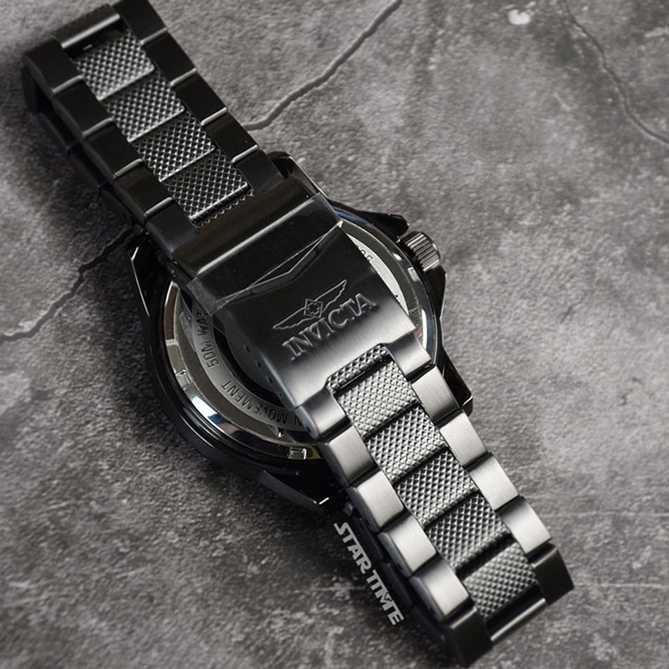 INVICTA ｜Speedway 46305｜ 鐵灰色系 不鏽鋼錶帶 石英錶背面展示