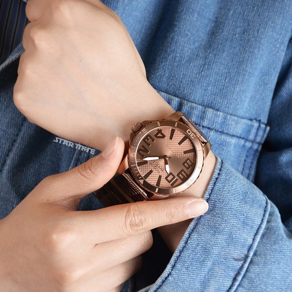 INVICTA ｜Speedway 46303｜巧克力色系 不鏽鋼錶帶 石英錶實戴細節