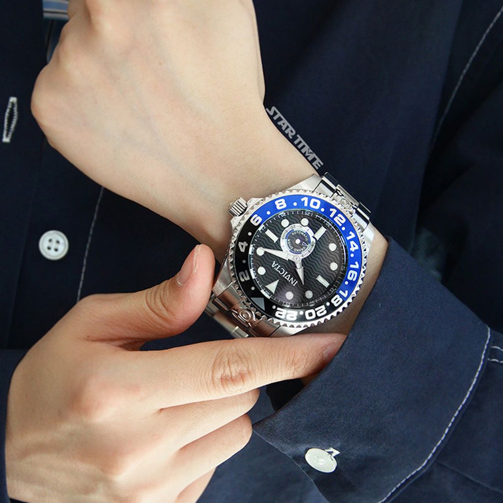 INVICTA ｜Pro Diver 47295｜黑面藍黑框 銀色不鏽鋼錶帶 小秒盤 自動上鍊機械錶實戴參考