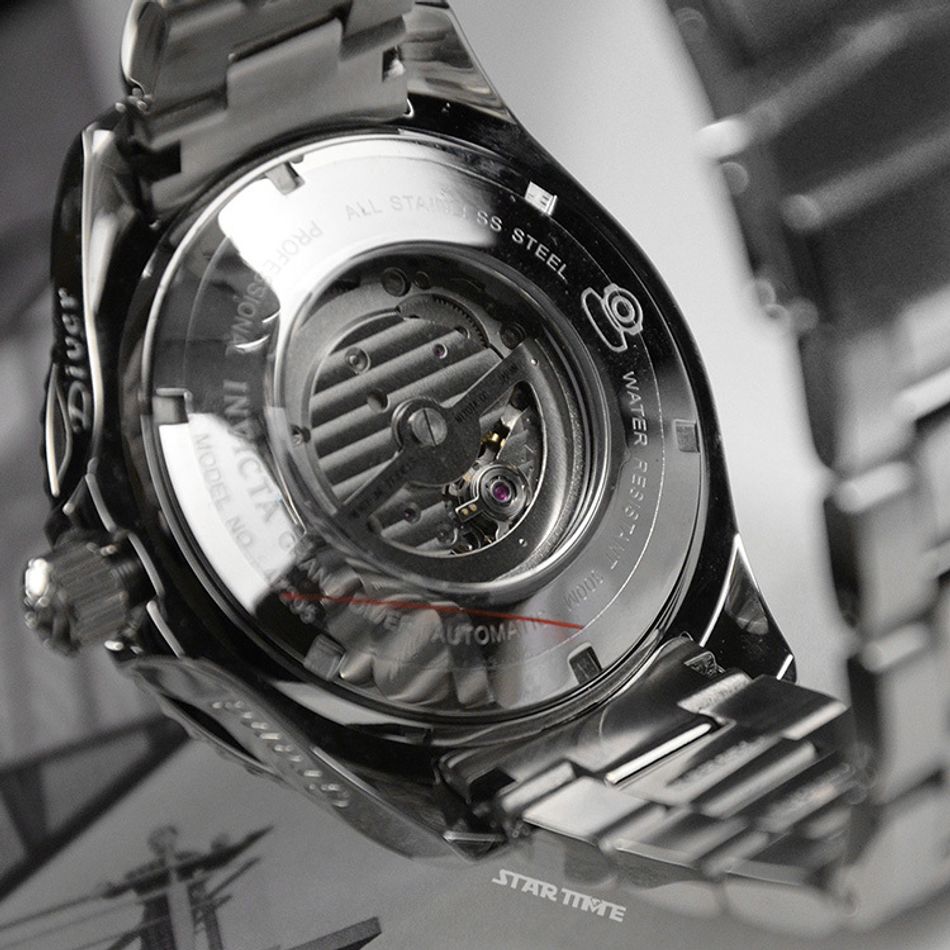 INVICTA ｜Pro Diver 47295｜黑面藍黑框 銀色不鏽鋼錶帶 小秒盤 自動上鍊機械錶背面細節