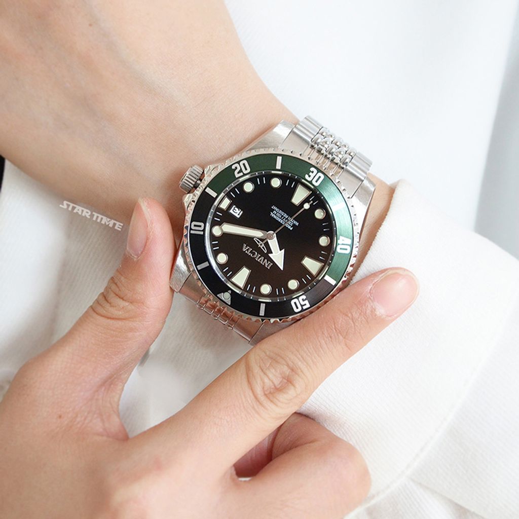 INVICTA ｜Pro Diver 39753｜黑面綠黑框 銀色不鏽鋼錶帶 自動上鍊機械錶實戴展示